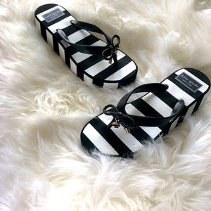 Kate Spade Rhett Platform Wedge Flip Flops, size 6 black/white